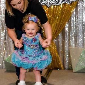 Meet your Posher, Levi